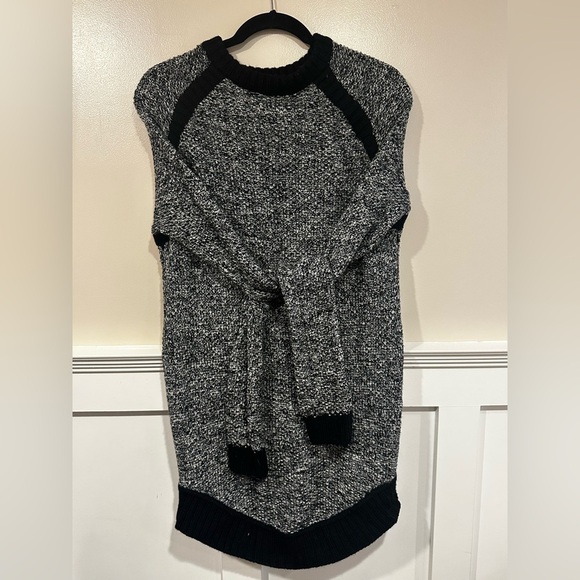 Lululemon Passage Sweater - Picture 3 of 6